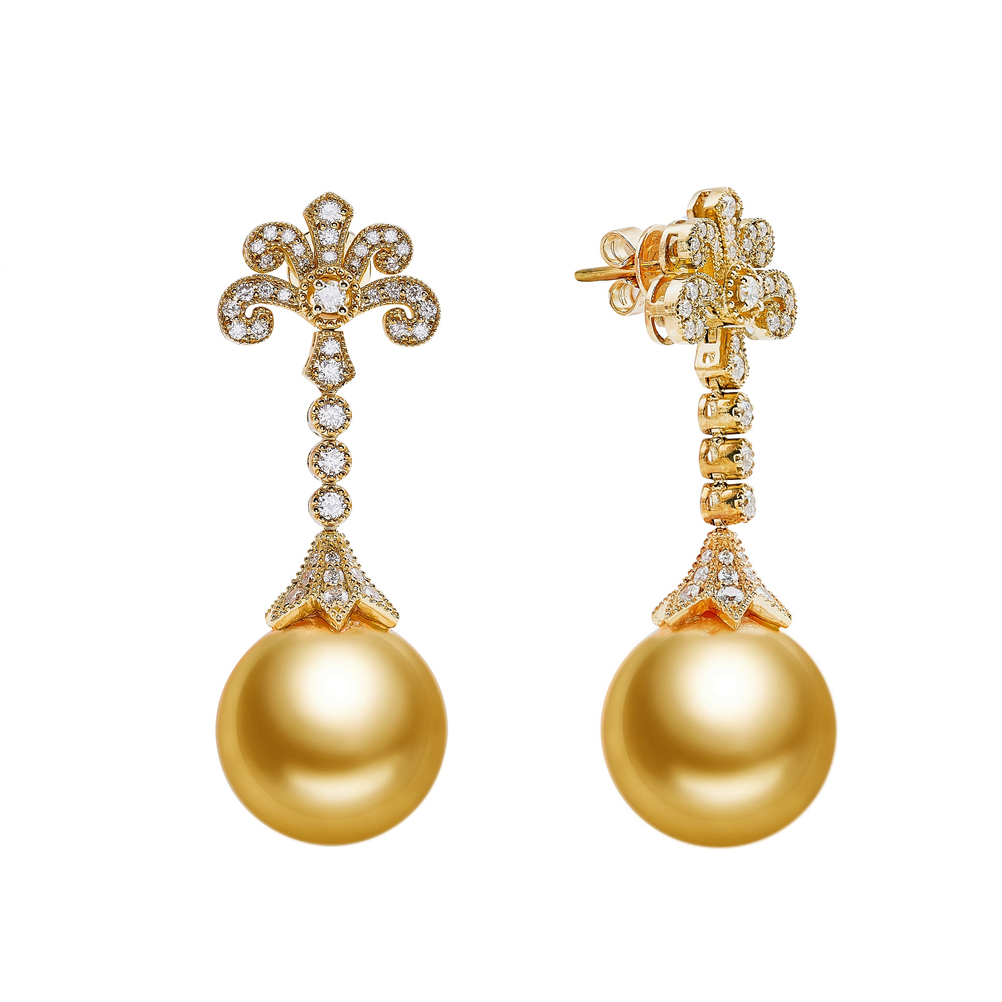 Earrings collection Baroque, LAETITIA, Diamonds, Pearl, 18K Gold | Photo 2