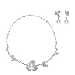 Necklace collection Oriental Garden, LAETITIA, Diamonds, Pearl, 18K Gold | Photo 1